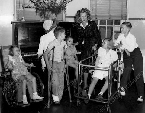 Carole landis spending time in polio word w children 8b20-6885