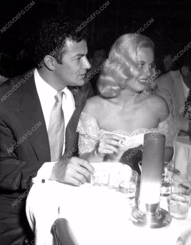 candid Cornel Wilde Jean Wallace out to dinner 8b20-7109