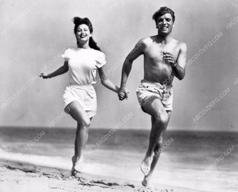 Burt Lancaster Ava Gardner maybe running on the beach 8b20-7167