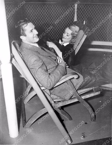 Vincent Price Constance Bennett relaxing 8b20-7411