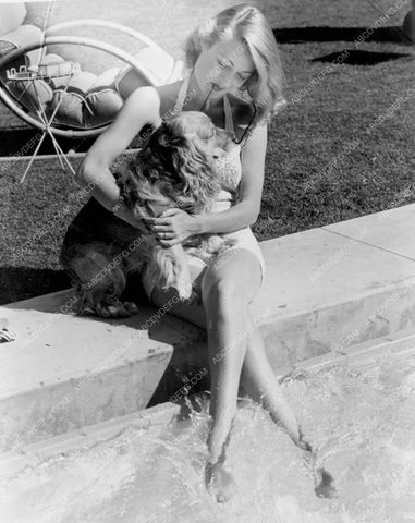 Constance Bennett and her dog in the backyard 8b20-7415