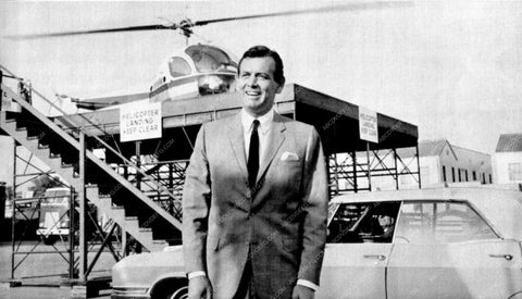 David Janssen by the helipad 8b20-7418