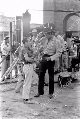 Clint Walker behind the scenes TV Cheyenne 8b20-7456