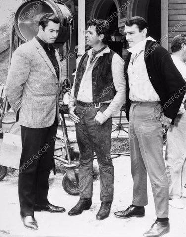 Clint Walker and friends behind the scenes 8b20-7462