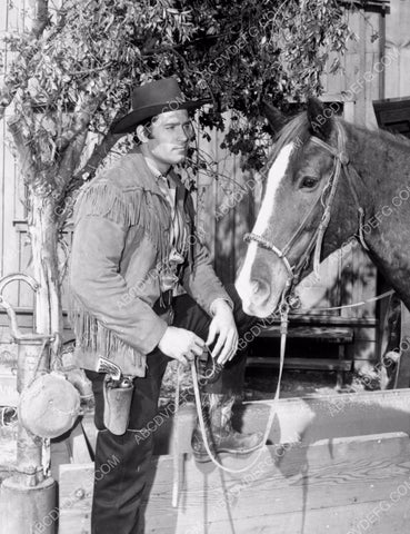 Clint Walker and his horse TV Cheyenne 8b20-7463