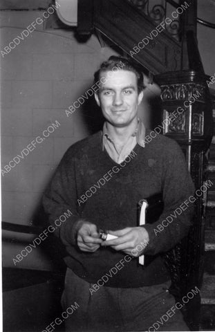 candid Cliff Robertson pic 8b20-7526
