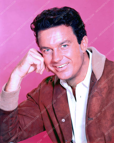 Cliff Robertson portrait 8b20-7547