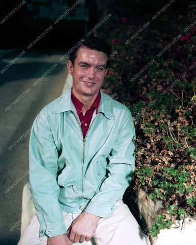 Cliff Robertson outdoors portrait 8b20-7550