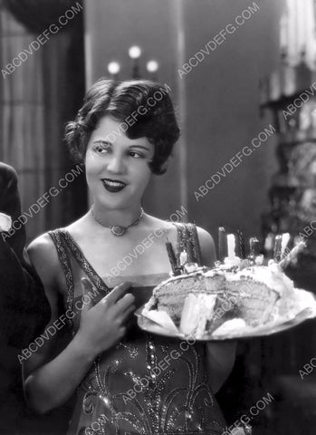 beautiful Clara Bow and popular Birthday cake 8b20-7632