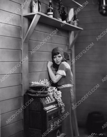 Clara Bow and a slot machine 8b20-7642
