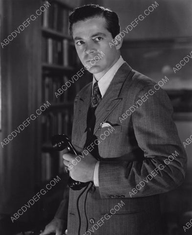 Dana Andrews on the telephone 8b20-7674