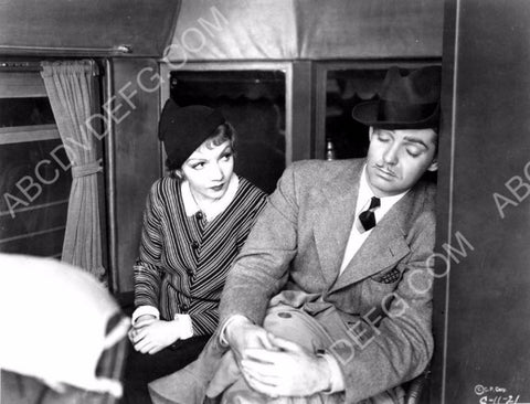 Claudette Colbert Clark Gable film It Happened One Night 8b20-7723