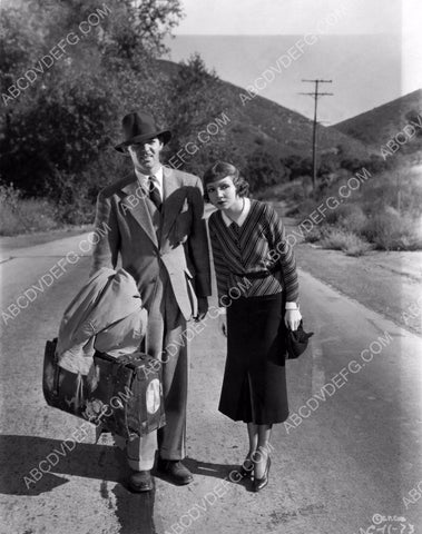 Clark Gable Claudette Colbert stuck on highway It Happened One Night 8b20-7733