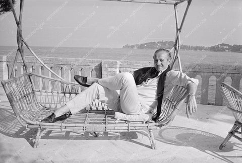 suave David Niven enjoys leisure time in the sun 8b20-7803