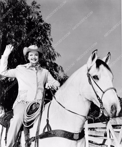 Dale Evans on horseback 8b20-7849