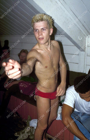 singer Billy Idol stripped down to his undies 8b20-7934