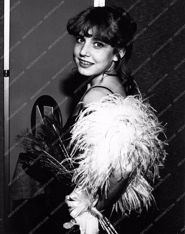 Dana Plato black dress white boa 8b20-8067