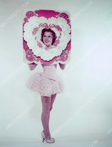 super cute Debbie Reynolds Valentines Day pose 8b20-8136