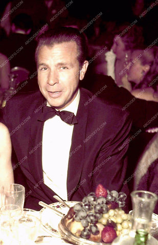 Dick Powell at awards ceremony 8b20-8220