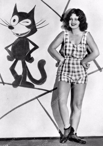 Clara Bow shows Felix the Cat how wink properly 8b20-8341