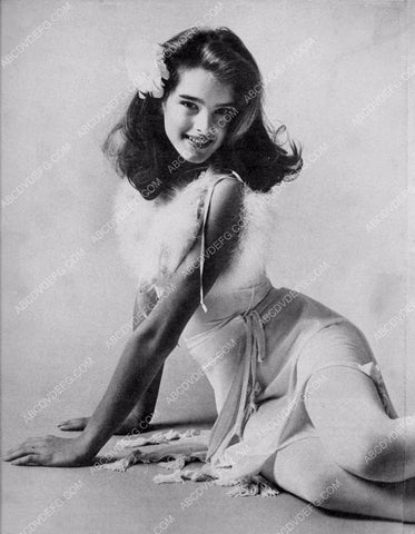 cute Brooke Shields pic 8b20-8422