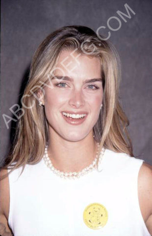 Brooke Shields pic 8b20-8465