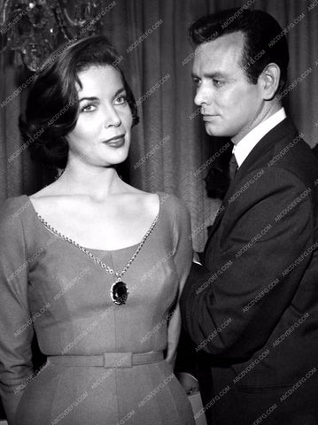 David Janssen Barbara Bain portrait 8b20-8534