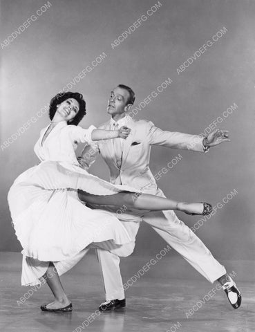 Cyd Charise Fred Astaire dancing away film Bandwagon 8b20-9383