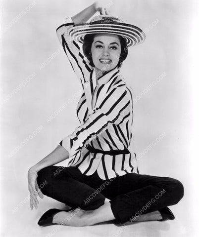 Cyd Charise fashion portrait 8b20-9387
