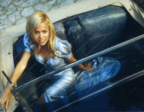 Farrah Fawcett beautiful in the rumble seat dp-9619