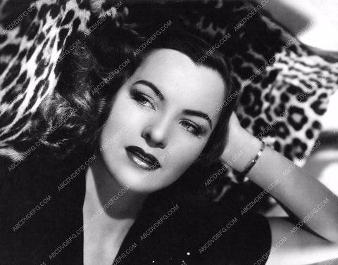 gorgeous Ella Raines portrait 8b20-9760