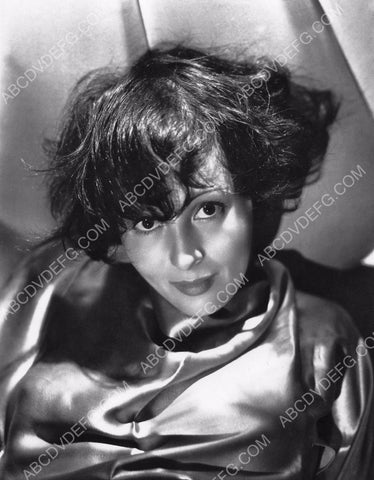 Luise Rainer portrait 8b20-9851