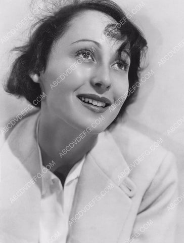 Luise Rainer portrait 8b20-9854