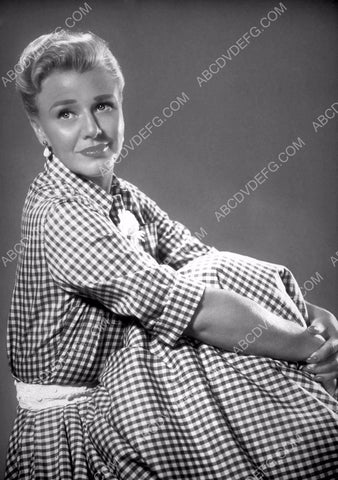 Ginger Rogers portrait 8b20-9965