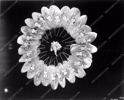 classic Busby Berkeley Golddiggers of 1933 gd1933-01