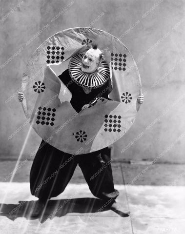 Lon Chaney Norma Shearer John Gilbert silent He Who Gets Slapped hwgs810-07