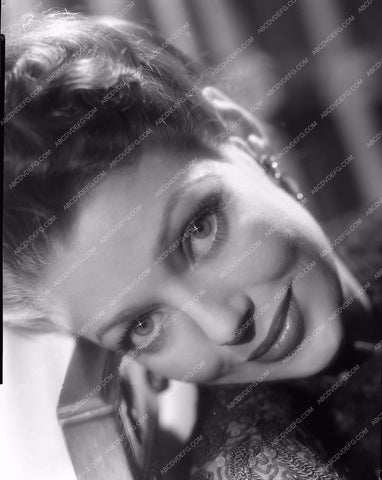 Loretta Young portrait lyoung-16