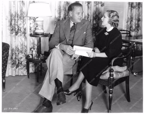 Mary Pickford George Schafer in conference over movies mpick-01