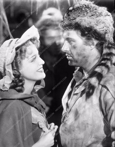Jeanette MacDonald Nelson Eddy musical film Naughty Marietta naug810-04