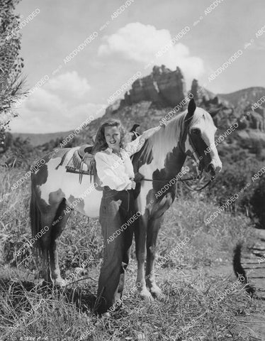 crp-078 Barbara Britton goes for horse ride on location Sedona Az film Gunfighters crp-078
