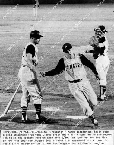 crp-10245 1960 news photo sports MLBaseball Pittsburgh Pirates vs LA Dodgers Gino Cinoli, Bill Mazeroski crp-10245