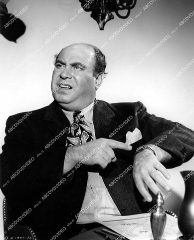crp-10323 1946 Joe Besser checking his watch film Talk About a Lady crp-10323