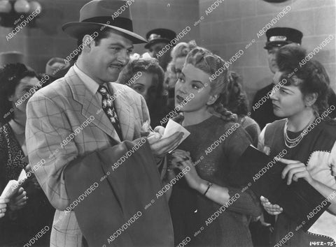 crp-10518 1945 Stanley Brown, Jane Frazee, Amelita Ward film Swingin on a Rainbow crp-10518