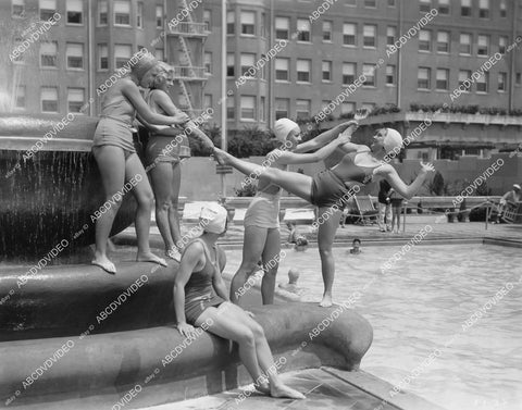 crp-01052 1930's cute swimsuit girls playing by the pool and having fun crp-01052