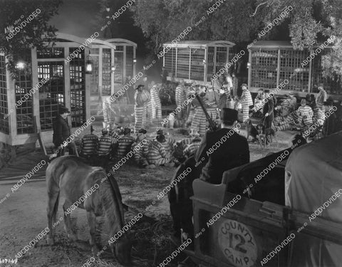 crp-10773 1933 guards rounding up the chain gang film Laughter in Hell crp-10773