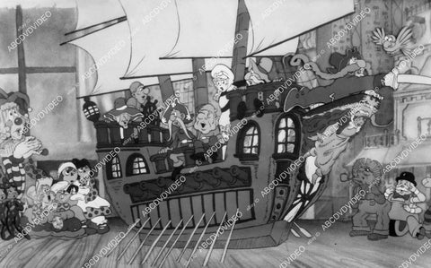 crp-10812 1977 animated characters Captain Contagious cartoon film Raggedy Ann & Andy crp-10812