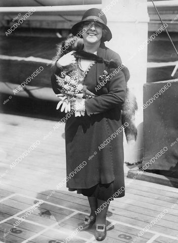 crp-01109 1929 noted singer Geraldine Farrar onboard S.S. George Washington crp-01109