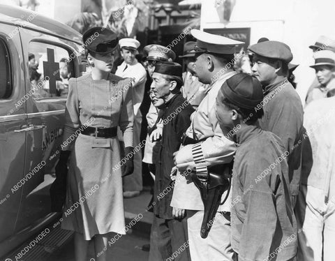 crp-11242 1939 Betty Furness and extras film North of Shanghai crp-11242