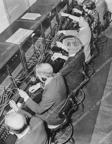 crp-11485 1939 news photo Bellevue Hospital emergency unit telephone switchboard largest of its' kind crp-11485