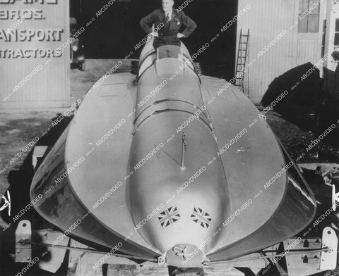 crp-11656 1939 news photo Sir Malcolm Campbell w British Gofast Gadget Bluebird II for hydroplane water speed record crp-11656
